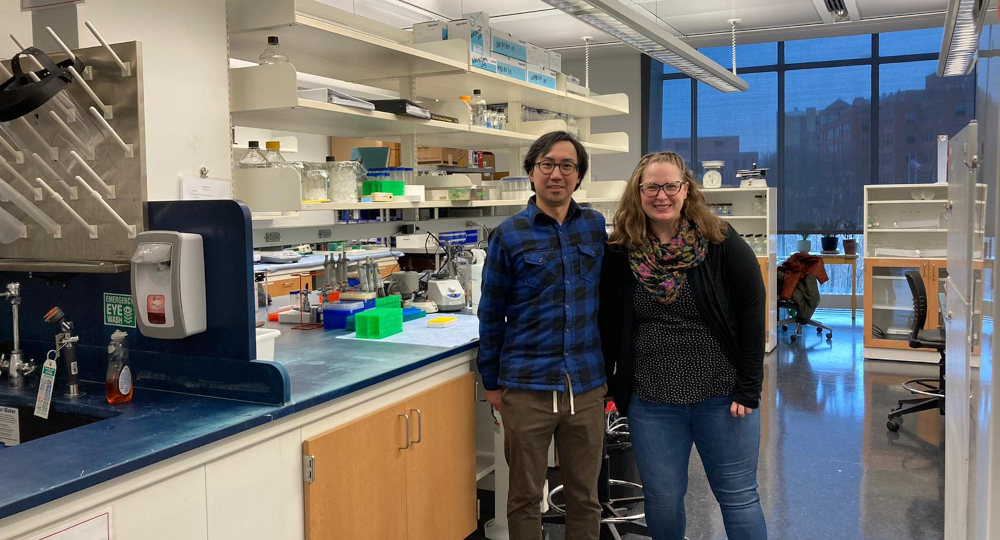Wasylishen lab 2 Two people in Wasylishen lab