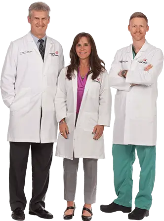 3 Doctors standing together