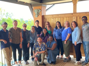 image of students and faculty at Cincinnati Zoo and Botanical Garden
