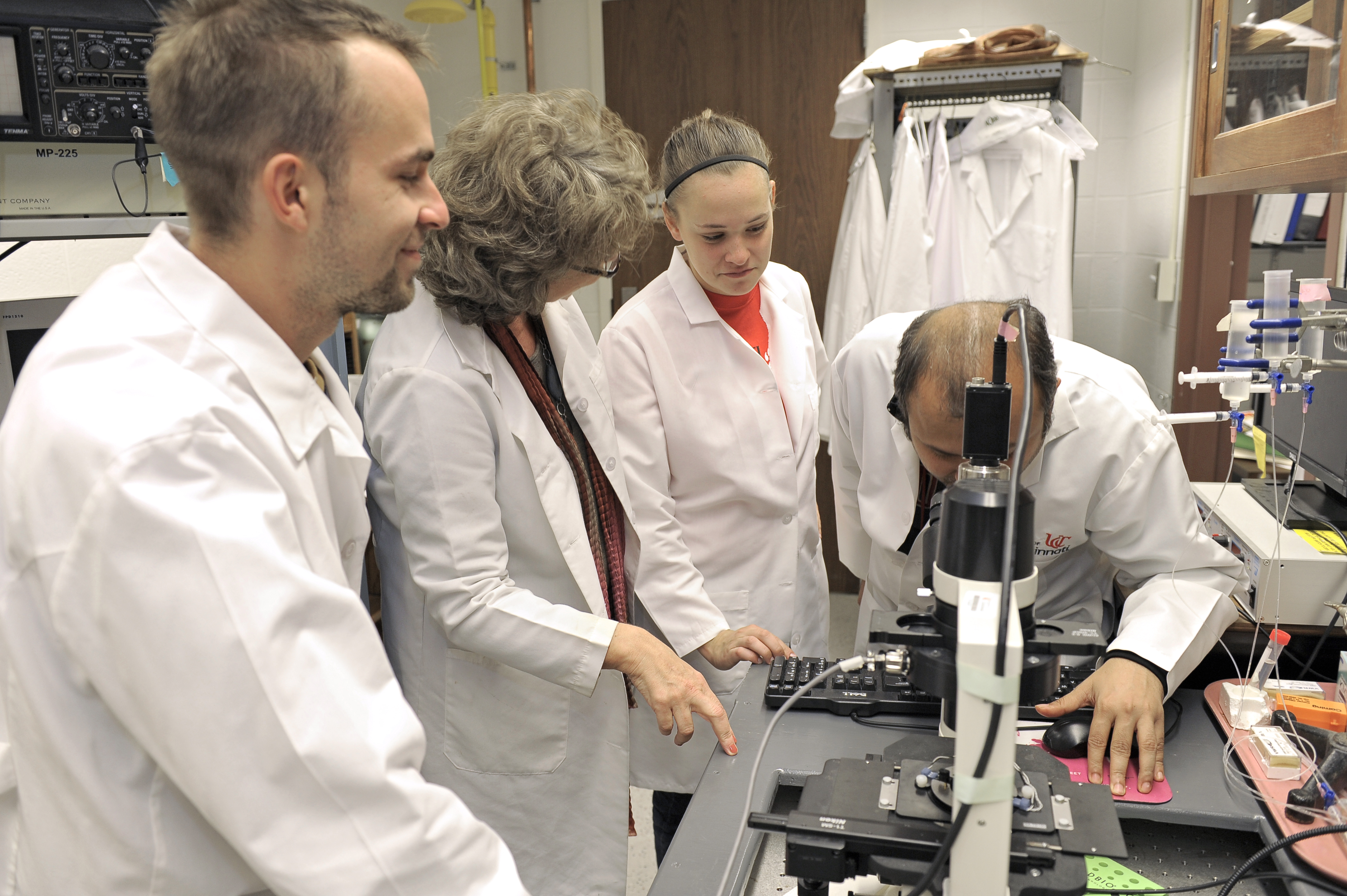 Working in the Conforti lab